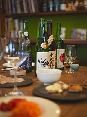 自然派ワインファンに送る、「テーブル日本酒」の楽しみかた