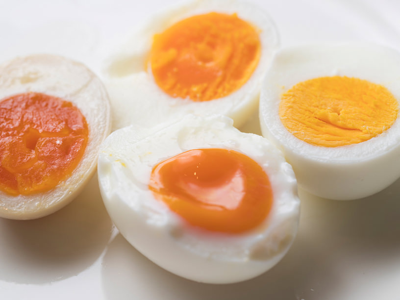 ゆで卵と煮卵のイメージ