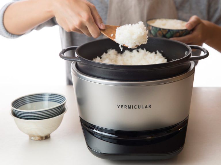 炊飯器の最終形態はコレ!? バーミキュラ ライスポット | 三越伊勢丹の食メディア | FOODIE（フーディー）