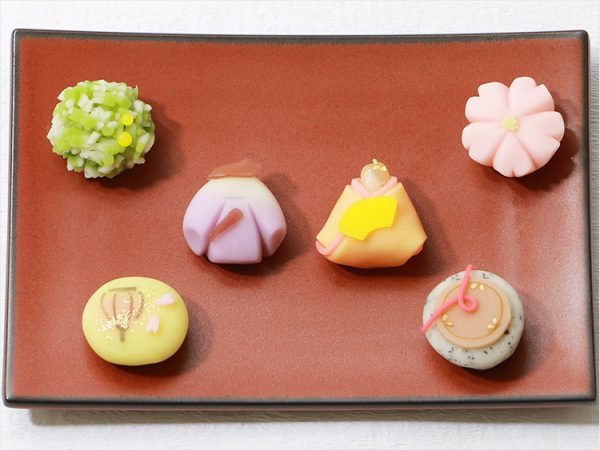 【デパ地下】日本橋三越ひな祭り限定! キュートな和菓子5選。春の手土産にも | 三越伊勢丹の食メディア | FOODIE(フーディー)