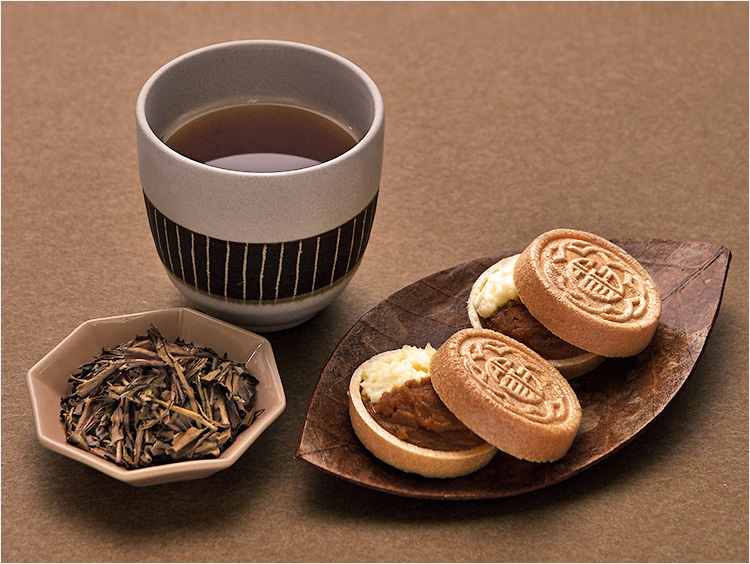 ＜京都祇園あのん＞あのん詰合せ、あんぽーねほうじ茶イメージ