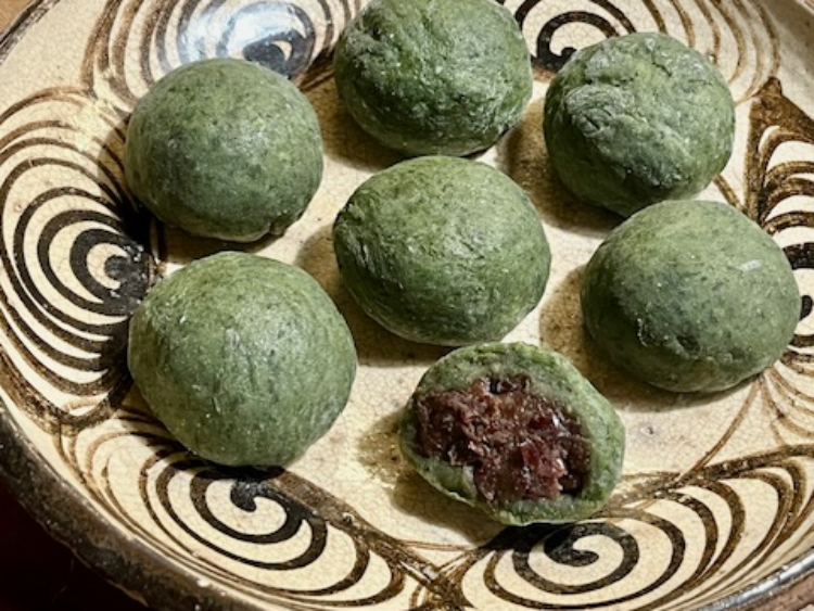 生よもぎ×米の粉(上新粉、もち粉)のよもぎ餅イメージ