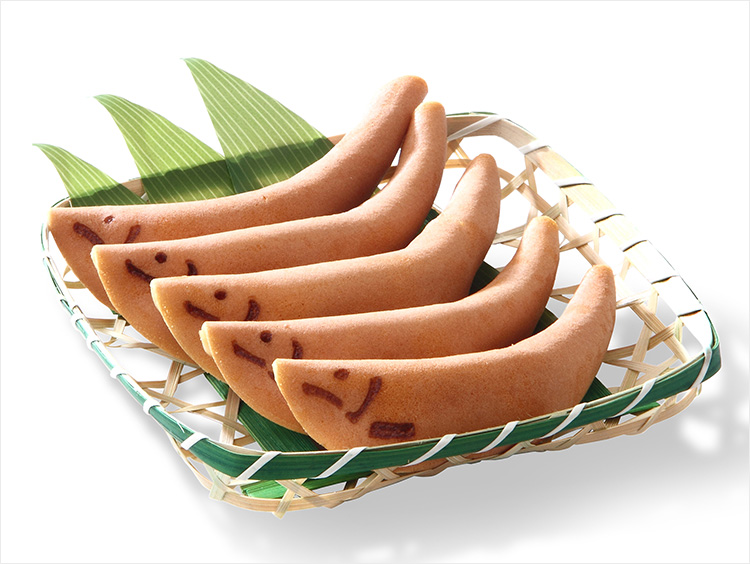 日本橋三越本店で買える、初夏の訪れを告げる和菓子「若鮎2025」