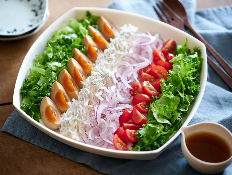 <ISETAN DOOR>お出汁がきいた味付け卵としらすの和コブサラダ