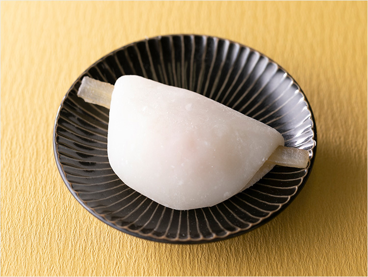 <老松>花びら餅