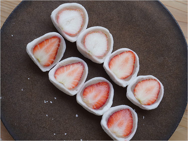 <いちご大福と茶菓のお店 あか>いちご大福