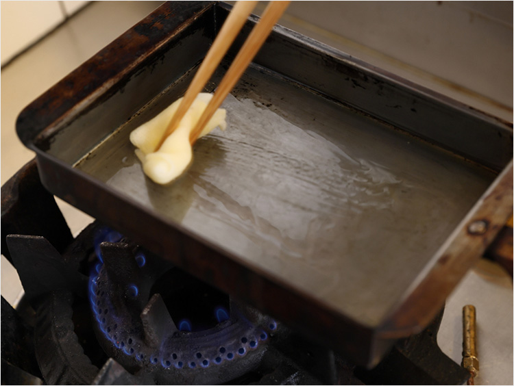 油を塗るイメージ