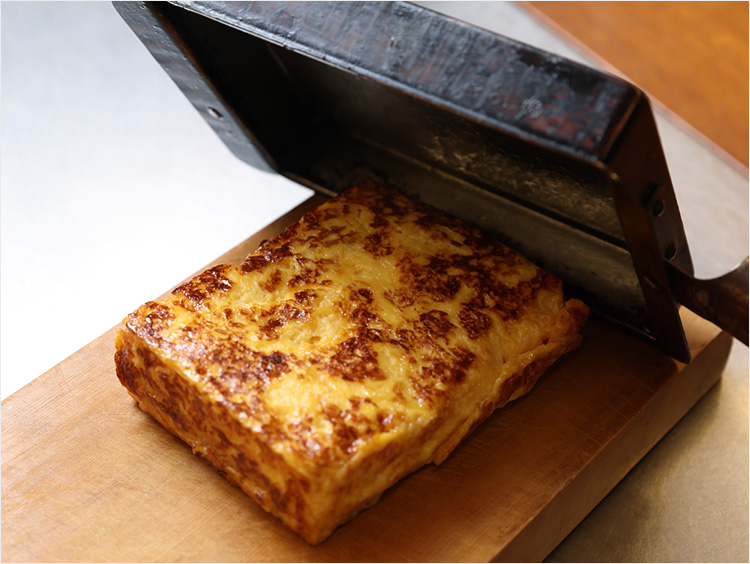 まな板に取り出すところ