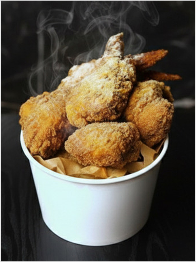 ＜MERRY BADGE＞手羽コロッケ