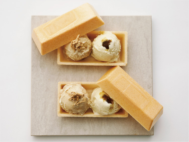 <HiO ICE CREAM(ヒオ アイスクリーム)>琥珀の最中サンド