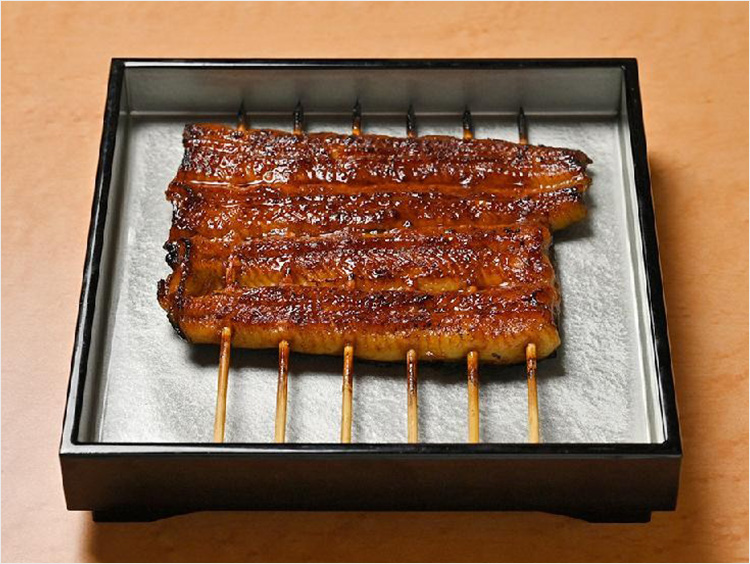 <新橋 ての字>国産うなぎ蒲焼(大)