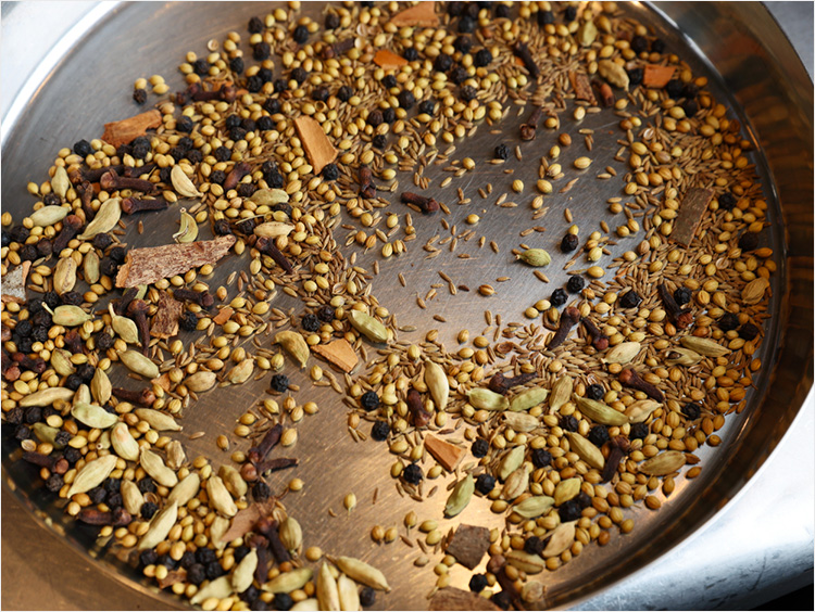 スパイスを冷ますところ