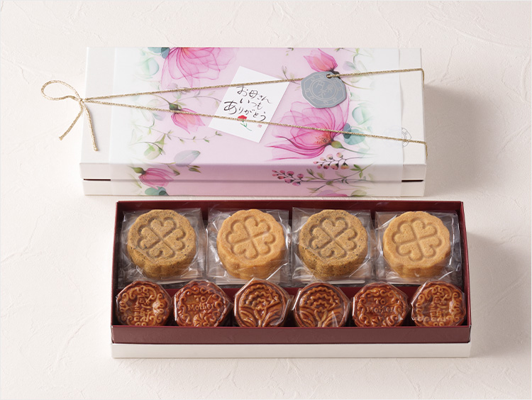 ＜円果天＞【母の日】母の日月餅とサンドムーンMIX詰合せ 10個入