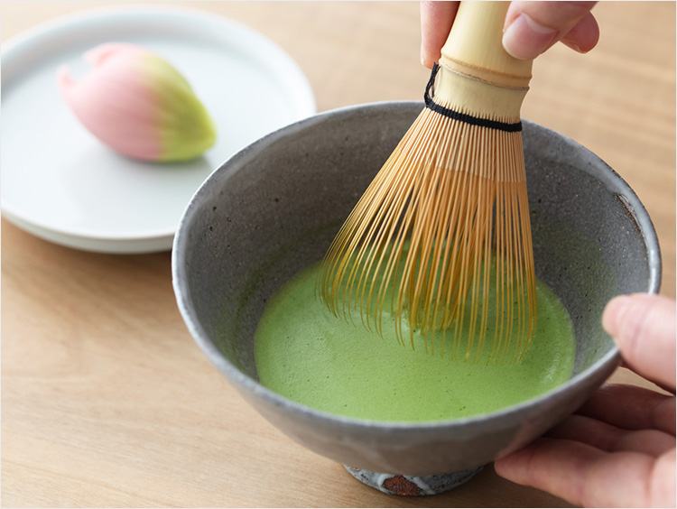 薄茶と和菓子のイメージ