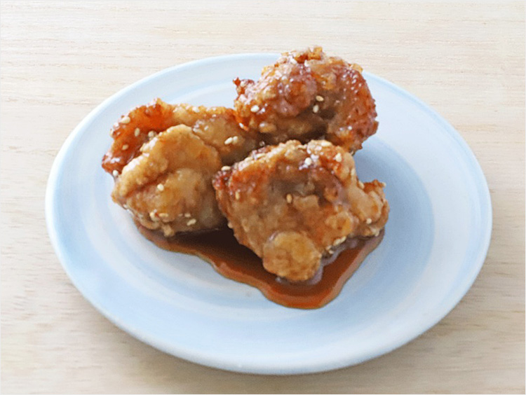 ＜まつおか＞鶏の唐揚げ（甘辛味）