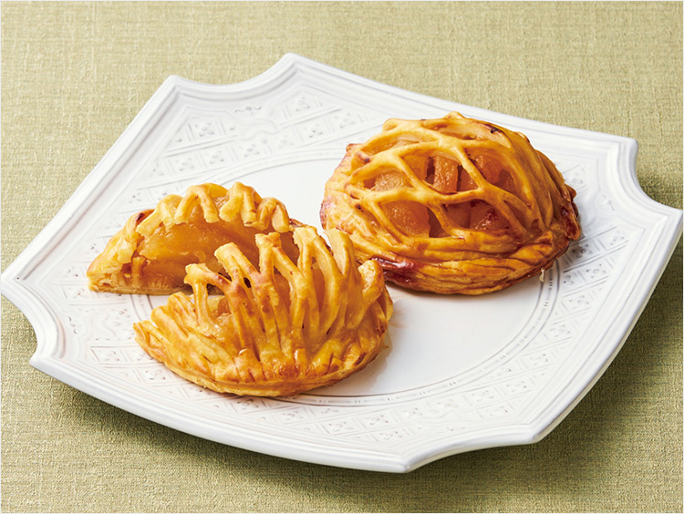 ＜ユーハイム＞紅玉りんごのアップルパイ