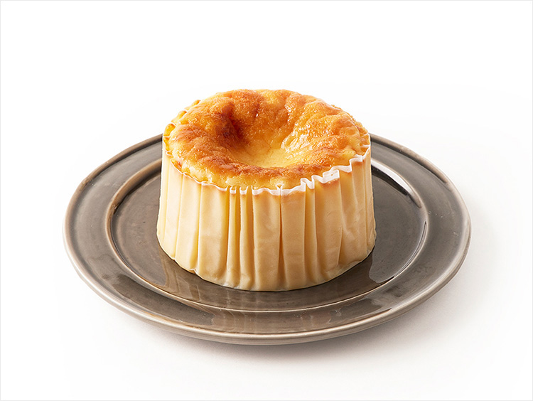 <ラトリエ トダニ>バスクチーズケーキ
