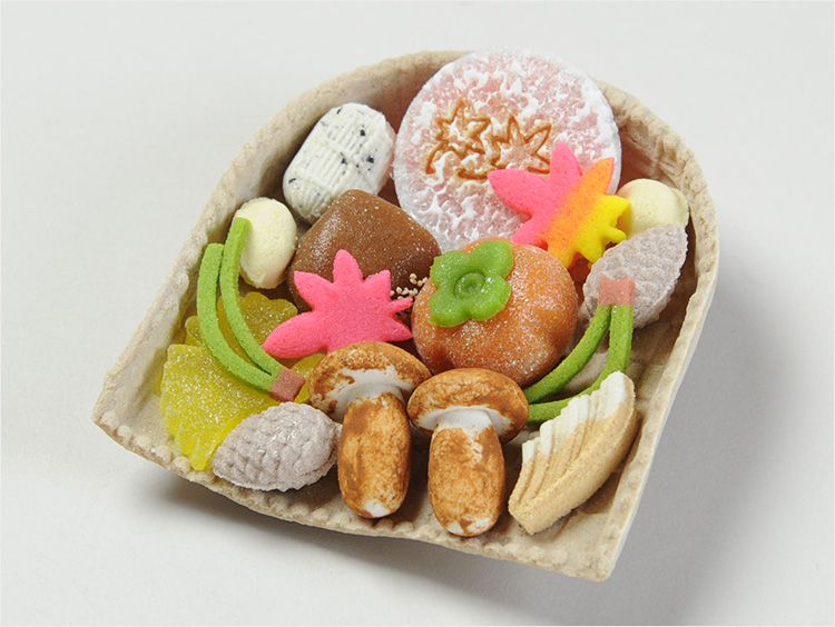 <鎌倉 豊島屋>鎌倉の彩(紅葉)